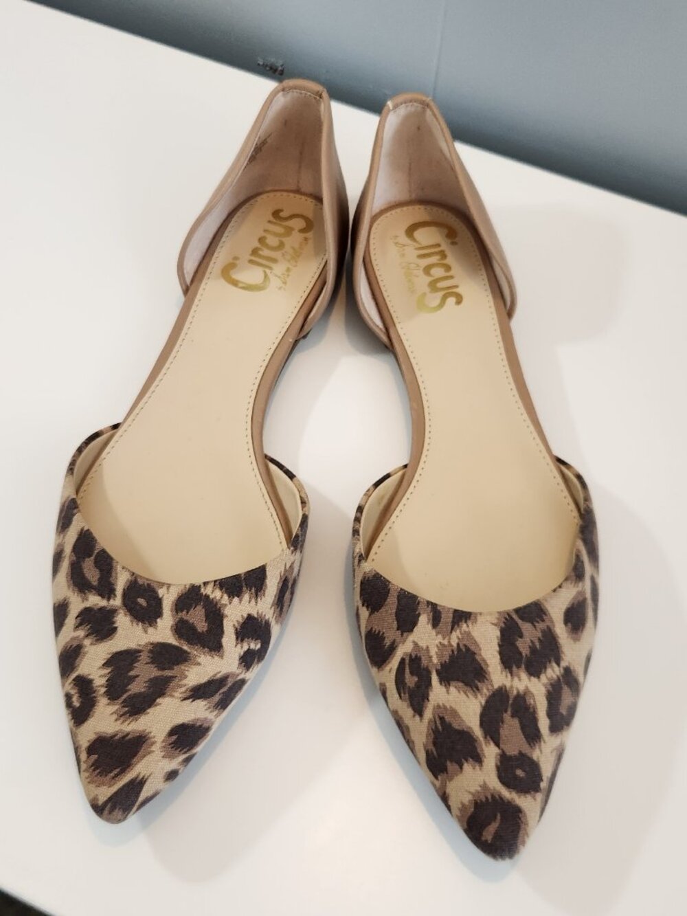 Circus by Sam Edelman leopard cheetah flats shoes pointed toe